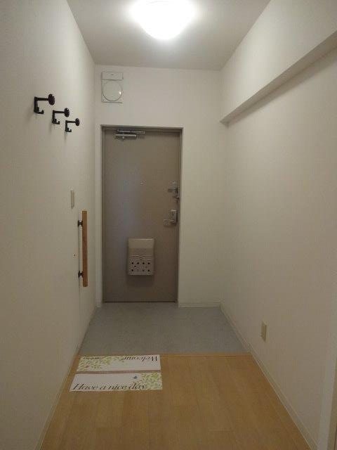 コーポレート小金井梶野通り　2号棟  玄関