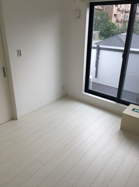 その他13