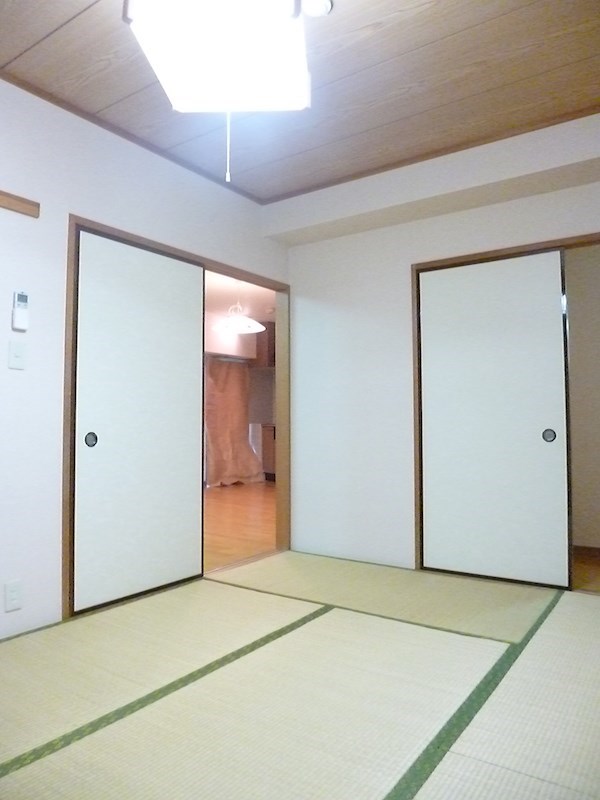 ベッドルーム