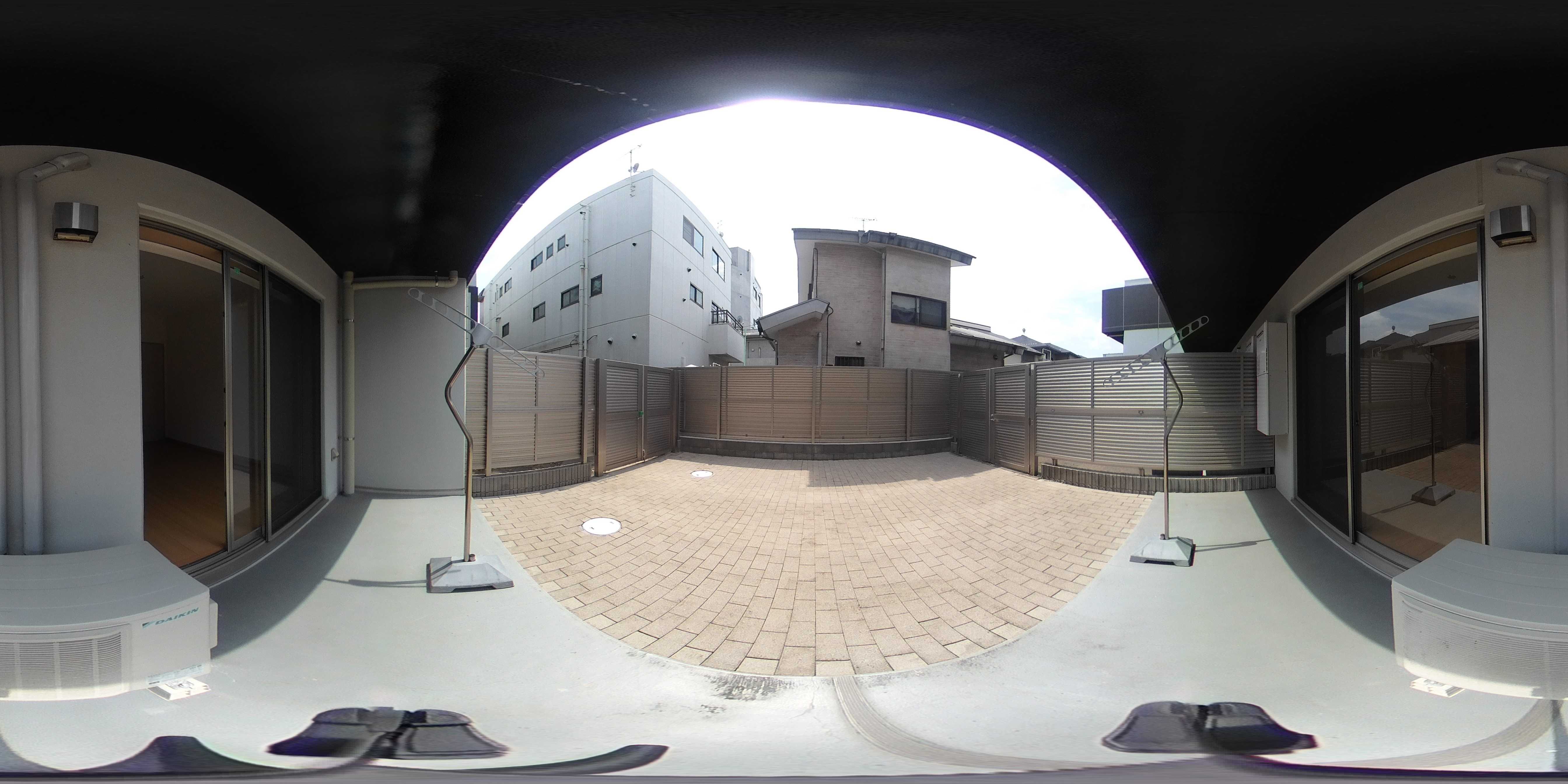 フラッツα中野通り 庭