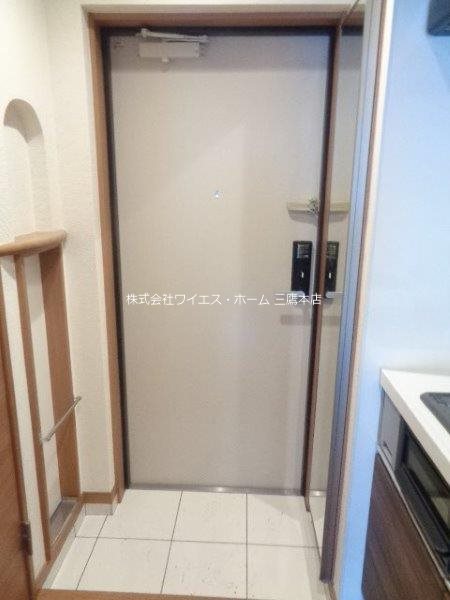 MK・Place御殿山 玄関