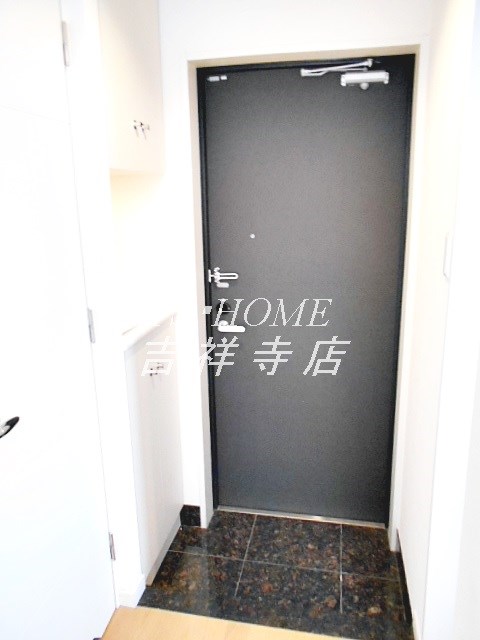 ラフィーノ吉祥寺 玄関