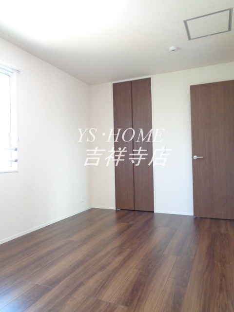 BＬＡＴＴ　ＨＵＳ ベッドルーム