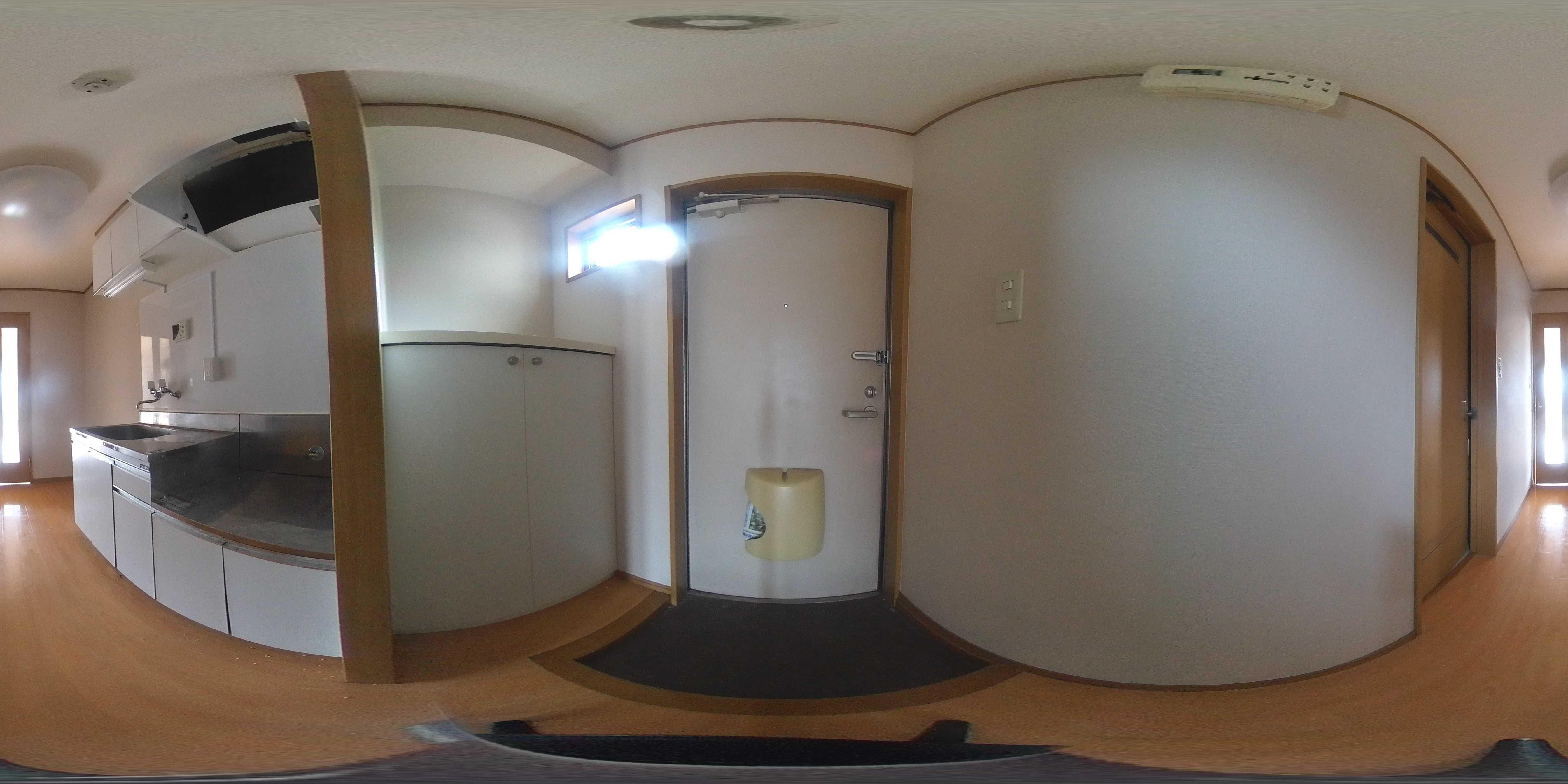 ウッズハウス 玄関