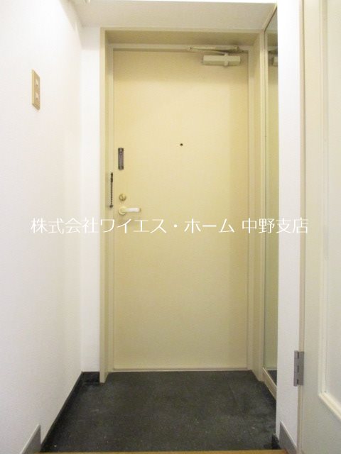 アクトピア方南町Ⅱ 玄関