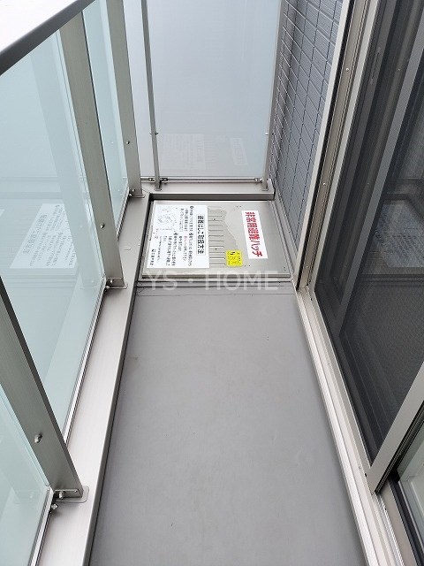 レーヴェ前原町 ベランダ