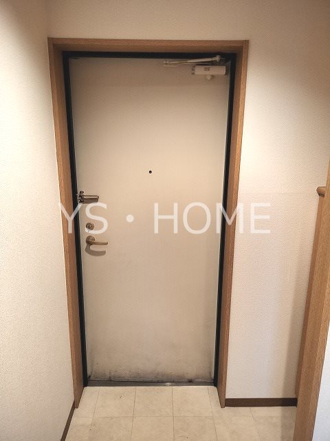 ヴィラ・フロレスタ 玄関