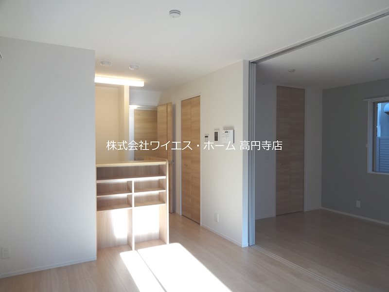 東京都杉並区和田２丁目 リビング