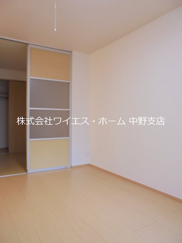 ドルフ中野 リビング