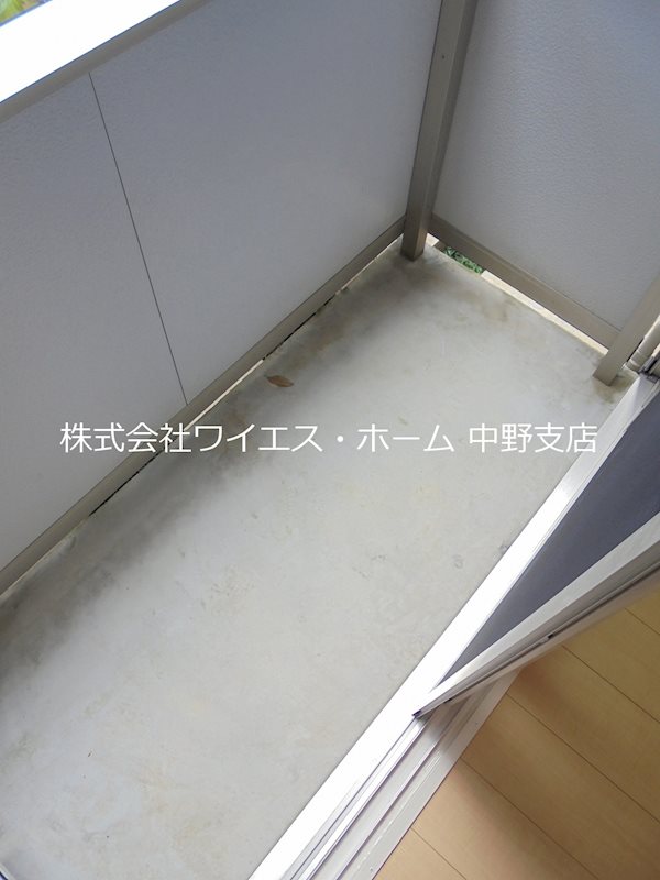 ドルフ中野 ベランダ