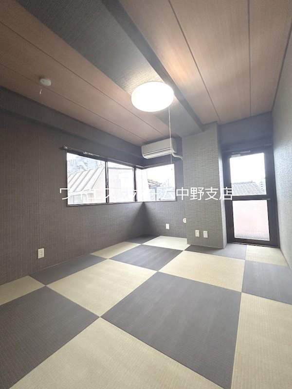 その他28