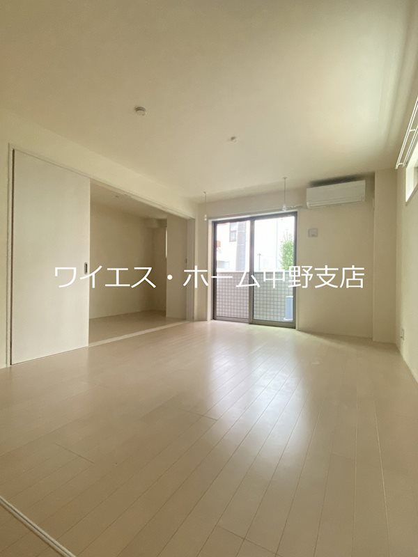 東京都新宿区中落合１丁目 リビング