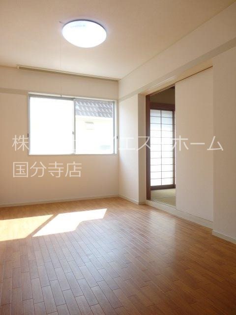 ヘリオス378国分寺 リビング