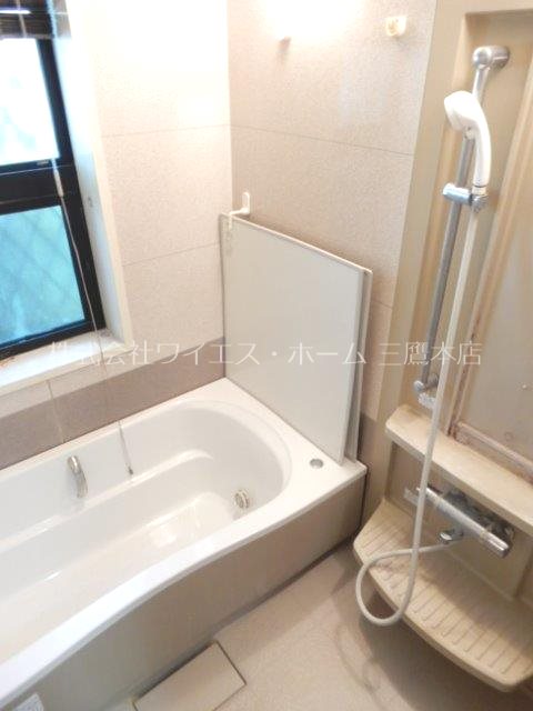 武蔵野市関前1丁目戸建 風呂画像