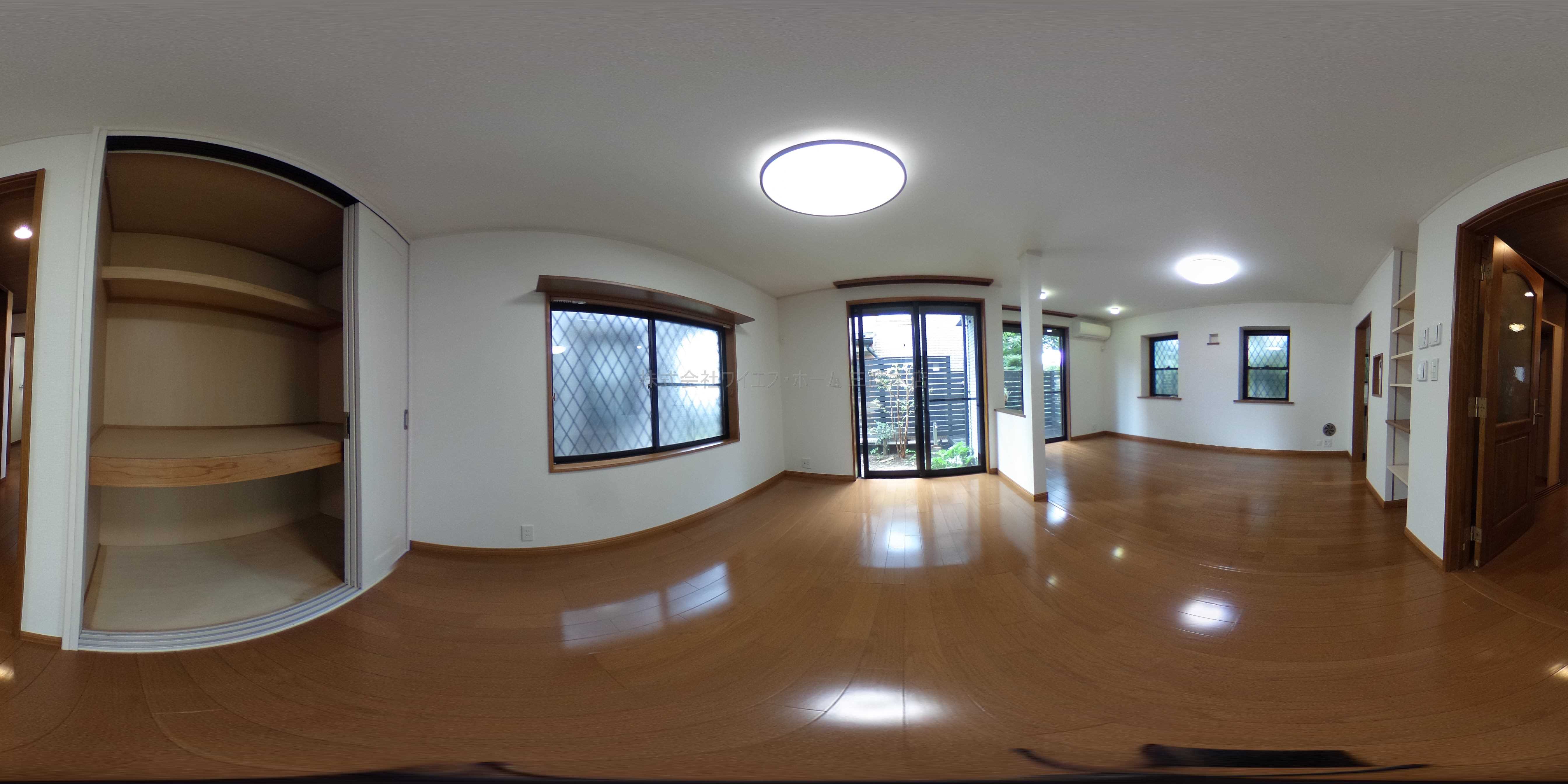 武蔵野市関前1丁目戸建 リビング