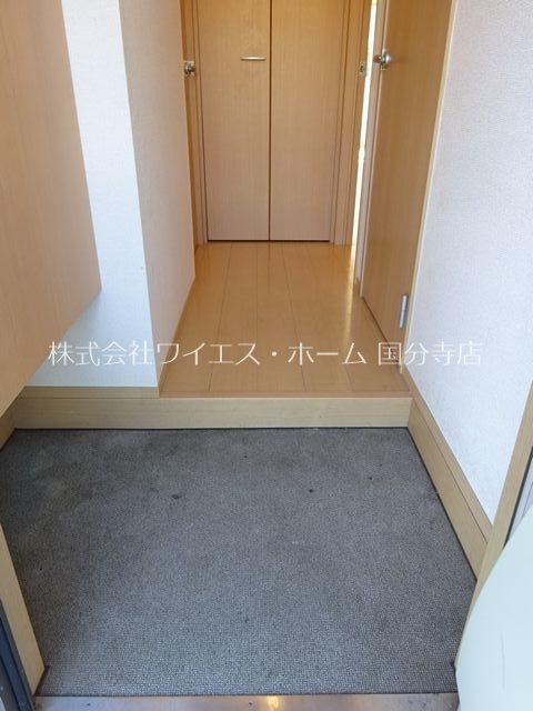 クレールＢ 玄関