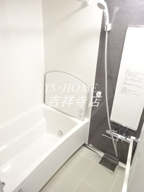KOMORE bldg 風呂画像