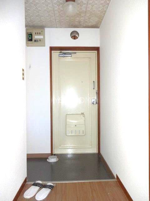 玉野屋コーポラス 玄関
