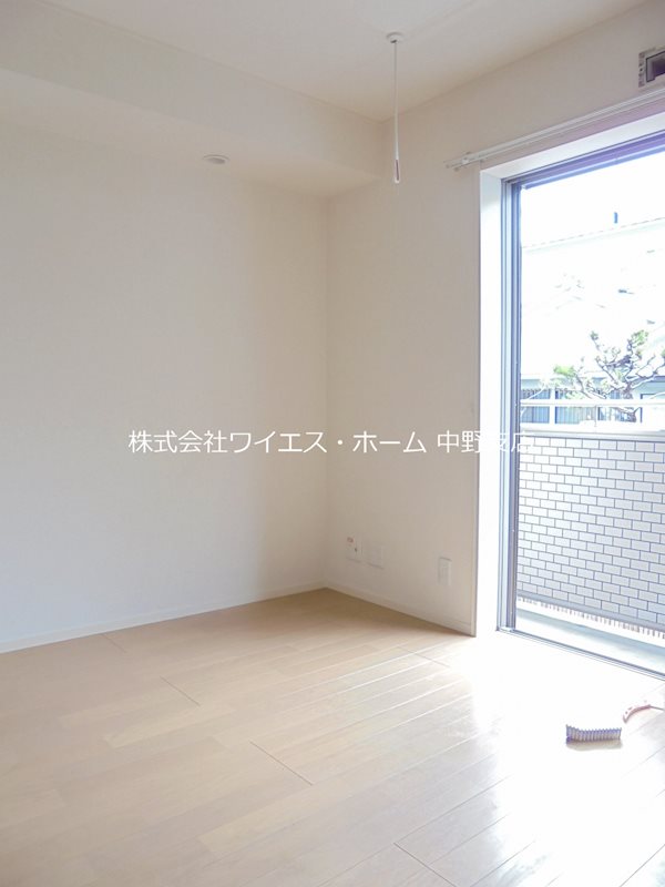 ラシーネ東中野 リビング