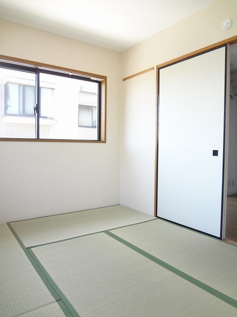 ベッドルーム