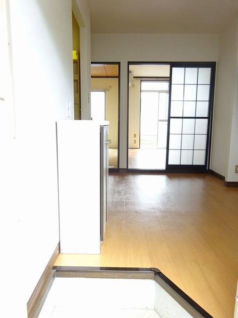ドミスアーズ 玄関