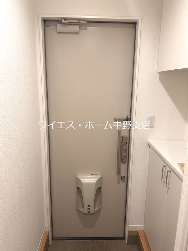 フォレナ 玄関