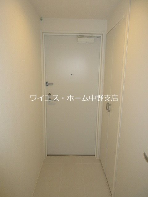 EMBELLIR中野富士見町(旧PARK SQUARE中野富士見町)  玄関