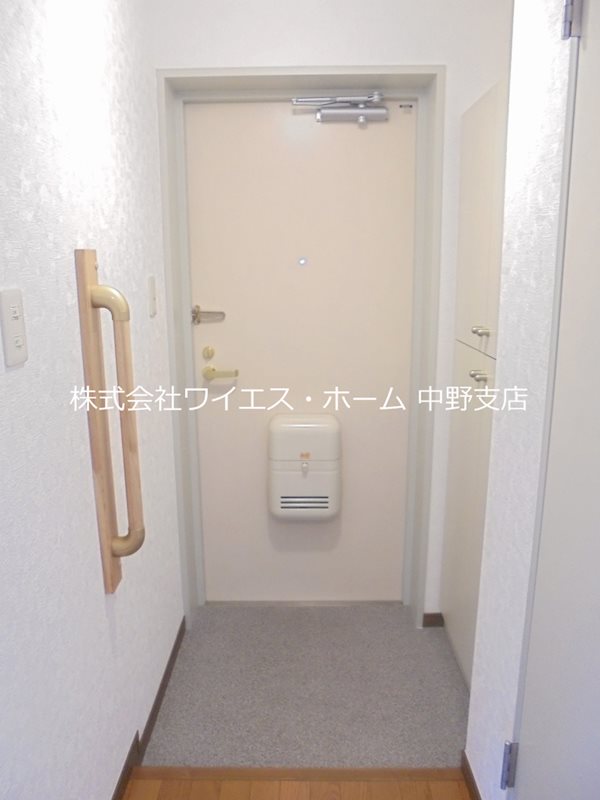 トラスティ竹内 玄関