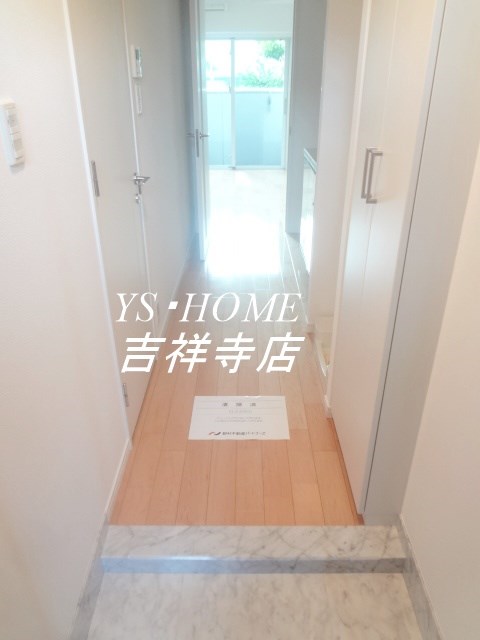 プラウドフラット荻窪Ⅱ 玄関