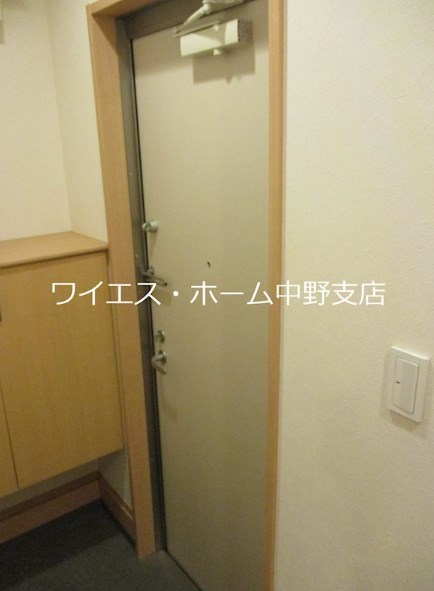 Cantabile中野 玄関