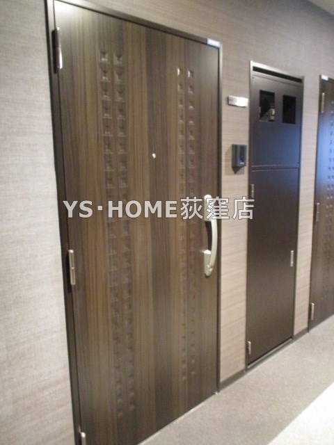 HY&amp;#39;s stage西荻窪 玄関