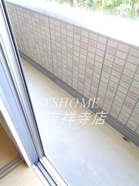 Pure Court ベランダ