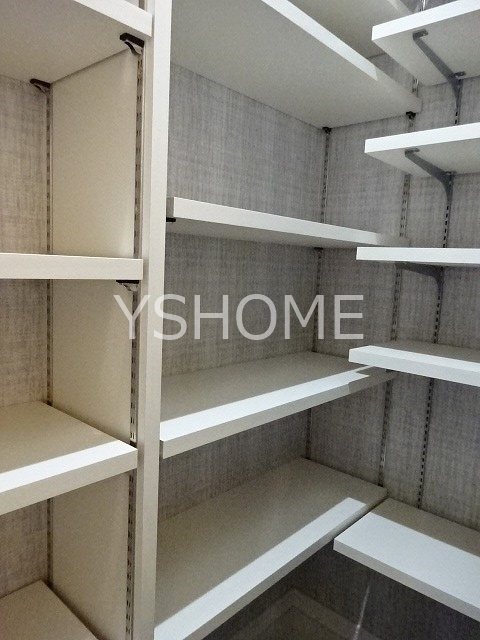 鈴木町一丁目貸家 収納