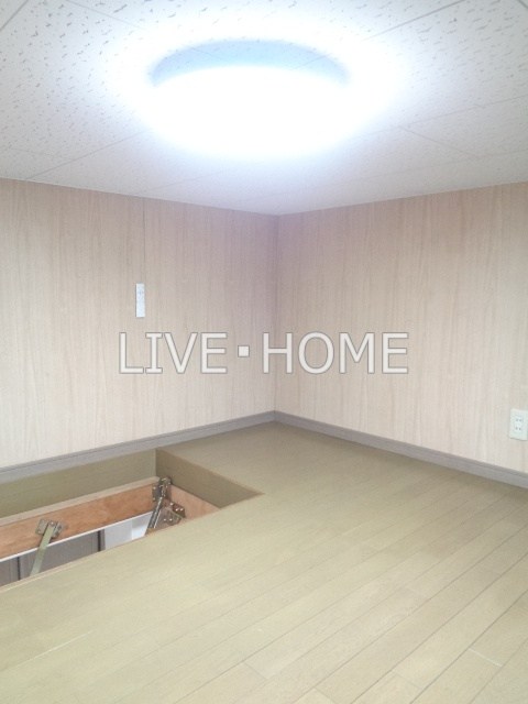 その他32