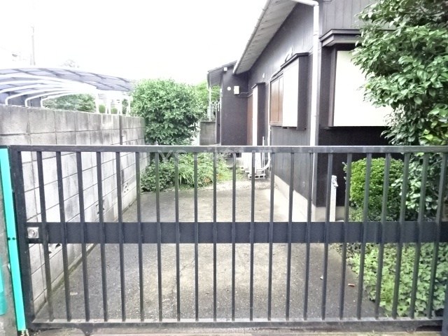 東京都杉並区善福寺４丁目 駐車場