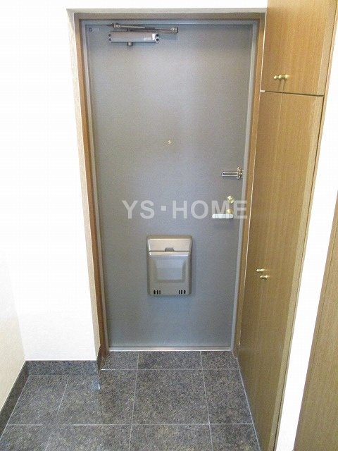 東京都杉並区西荻北４丁目 玄関