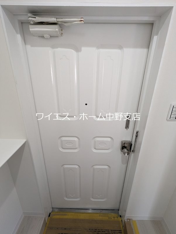 メゾン・ド・ぎおん 玄関