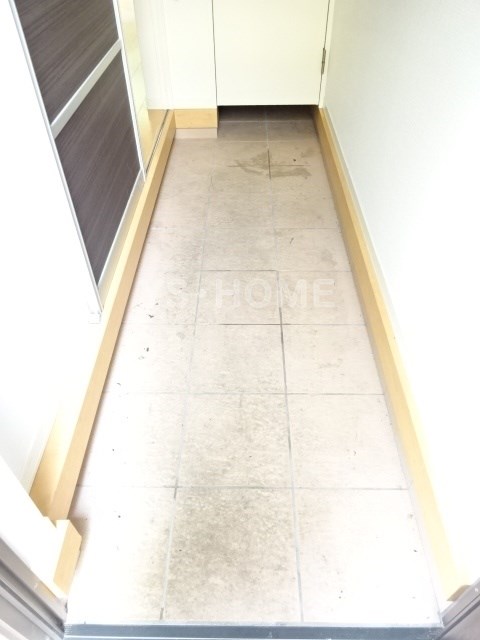 東京都練馬区立野町 玄関
