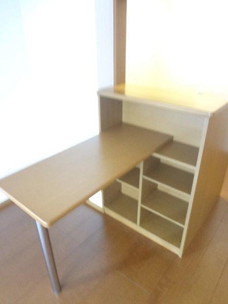 モナリエ・ルピナ その他