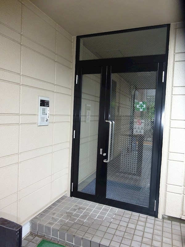 東京都中野区中野３丁目 エントランス