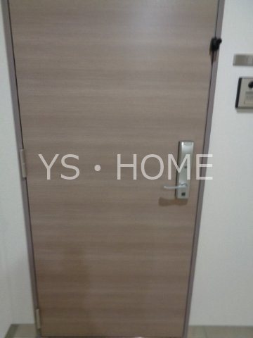シャインピーチ  玄関