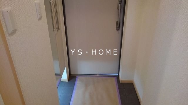アウル三鷹 玄関