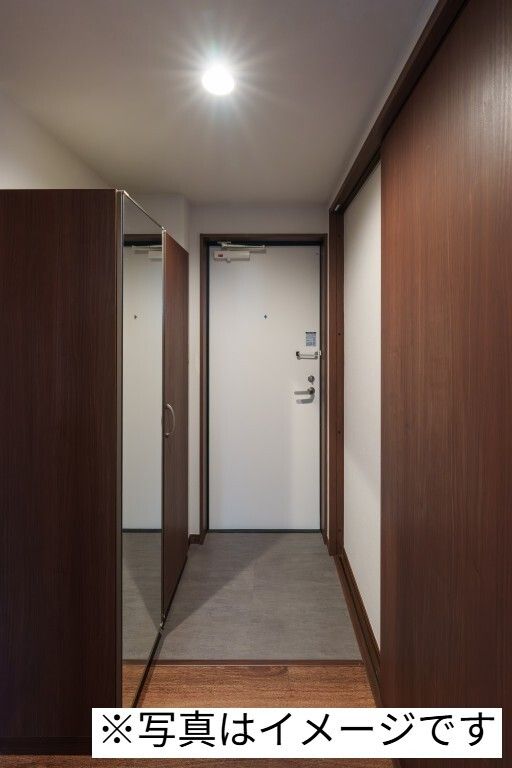 robot home 鷹の台 玄関