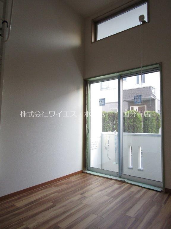 東京都小金井市貫井南町４丁目 リビング