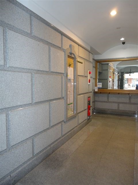 東京都国分寺市本町４丁目 エントランス