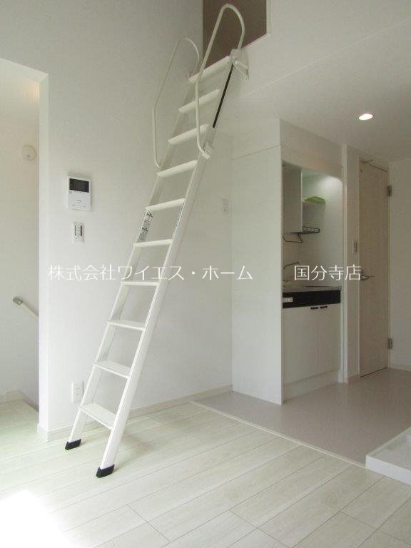 東京都小金井市貫井北町５丁目 リビング