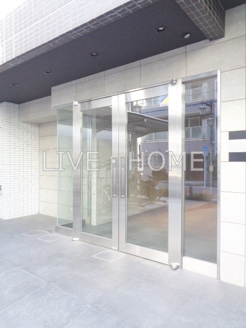 東京都新宿区北新宿４丁目 エントランス
