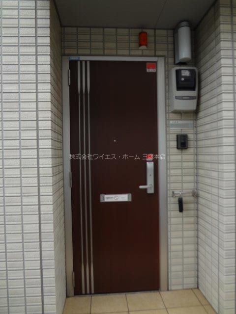 シエロ　セレノ  玄関