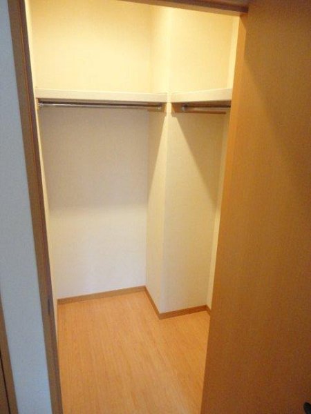 東京都武蔵野市境南町３丁目 収納