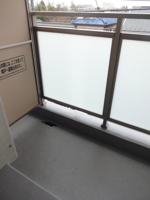 東京都小金井市緑町２丁目 ベランダ